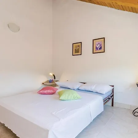 Appartement Two-bedroom In Sreser