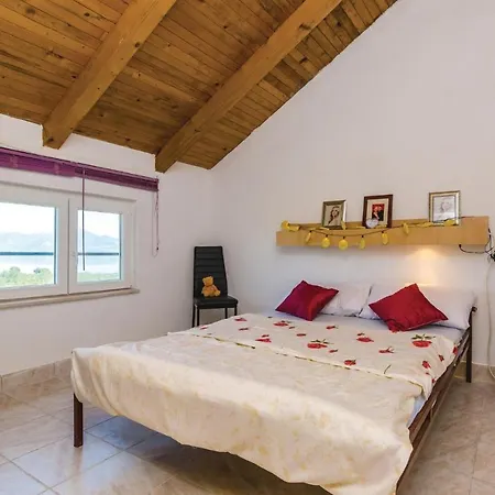 Two-bedroom In Сресер